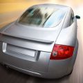 高級車(ラグジュアリー)外車と国産車：所有する価値とブランドイメージ