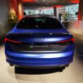冬の朝に多発する車の凍結、フロントガラスやドアの対策とは