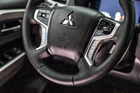 初心者が避けるべき危険な運転習慣と正しい見通しの確保方法