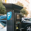 ドライブレコーダーや全方位カメラを活用した駐車サポート術