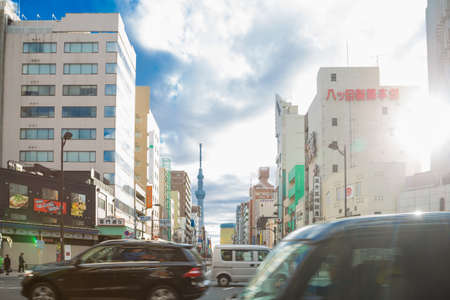ドライブ中に注意すべき交通ルールとマナー：日本ならではのポイント