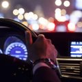 夜間運転のポイントと注意点：初心者のための安全ドライビングガイド
