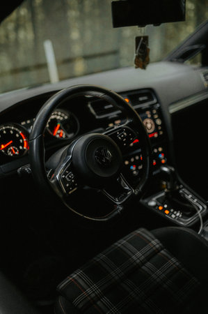 車内快適化!シートカバーとフロアマットの選び方と取り付け方法