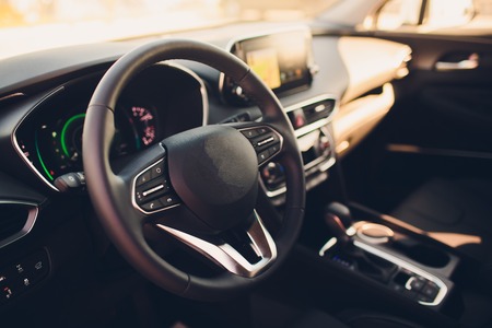 車の下回りからの異音が示す危険信号と整備のポイント