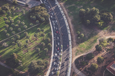 初心者だからこそ守りたい交通マナーと良好なコミュニケーション方法